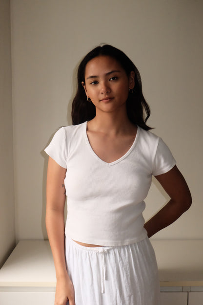 T29 Brandy Melville White Knit Tee