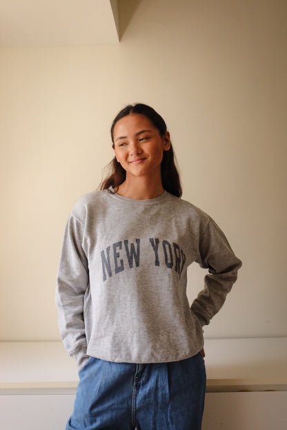 T59 Vintage New York Gray Sweater