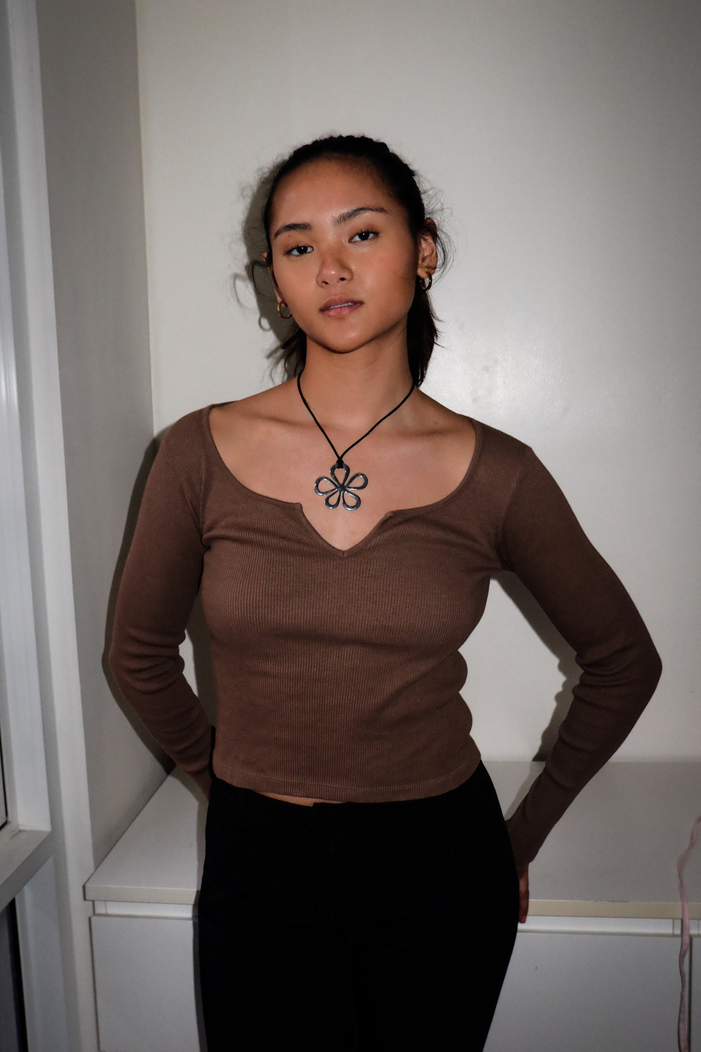 T49 Brandy Melville Brown Knit Long Sleeve Top