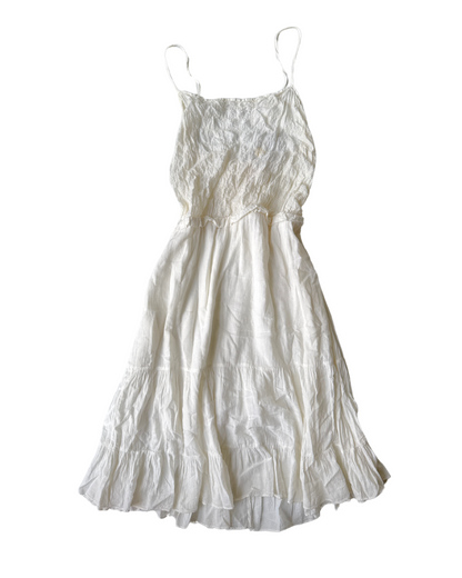 D45 Vintage Sunkissed White Linen Smocked Summer Dress