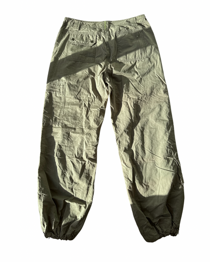 B05 Vintage River Island Low Waist Green Cargo Pants